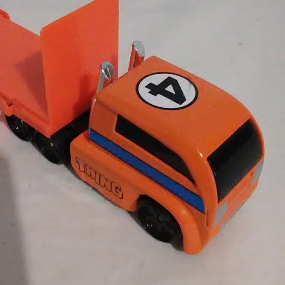 SALE Bundle Of Die Cast Vehicles - Picture 6 of 8